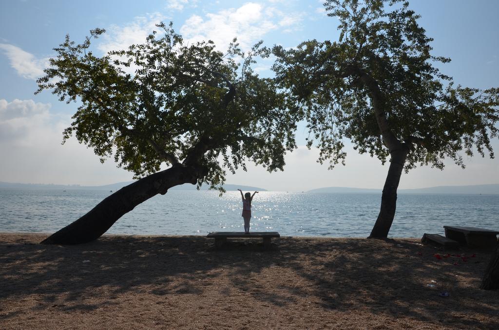 Iris Beach Apartments Kaštela エクステリア 写真