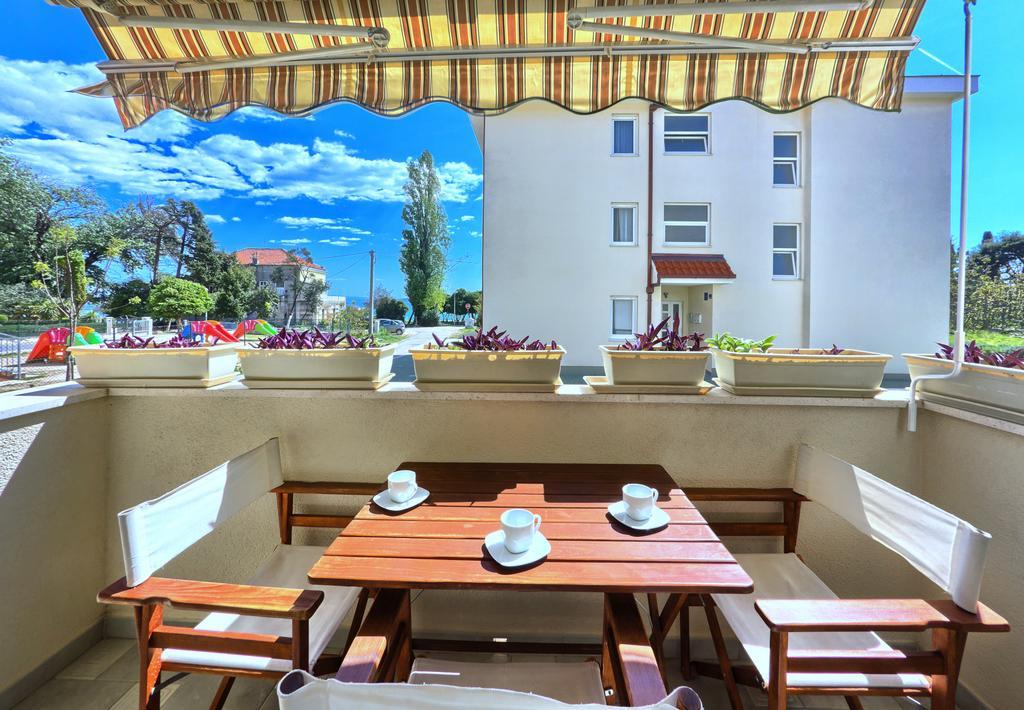 Iris Beach Apartments Kaštela エクステリア 写真