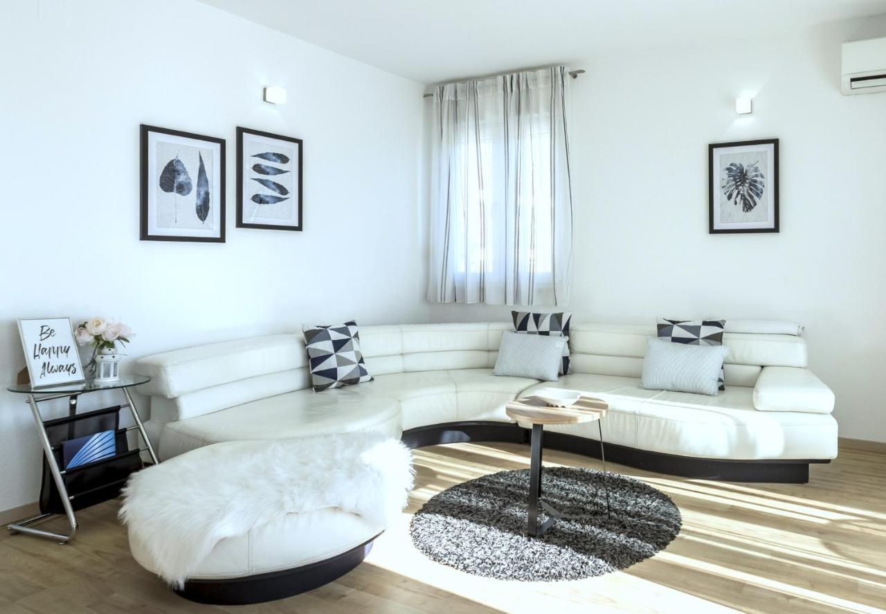 Iris Beach Apartments Kaštela エクステリア 写真